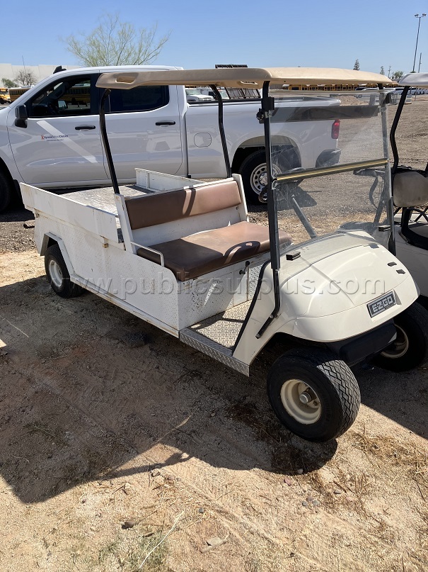 Golf Cart — photo 1