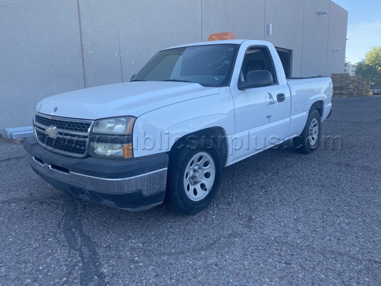 2006 CHEVROLET SILVERADO - NO SHIP - FA06534 — photo 1