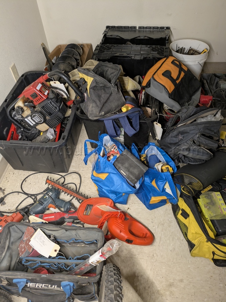 ASSORTED TOOLS (SINGLE LOT) — photo 1