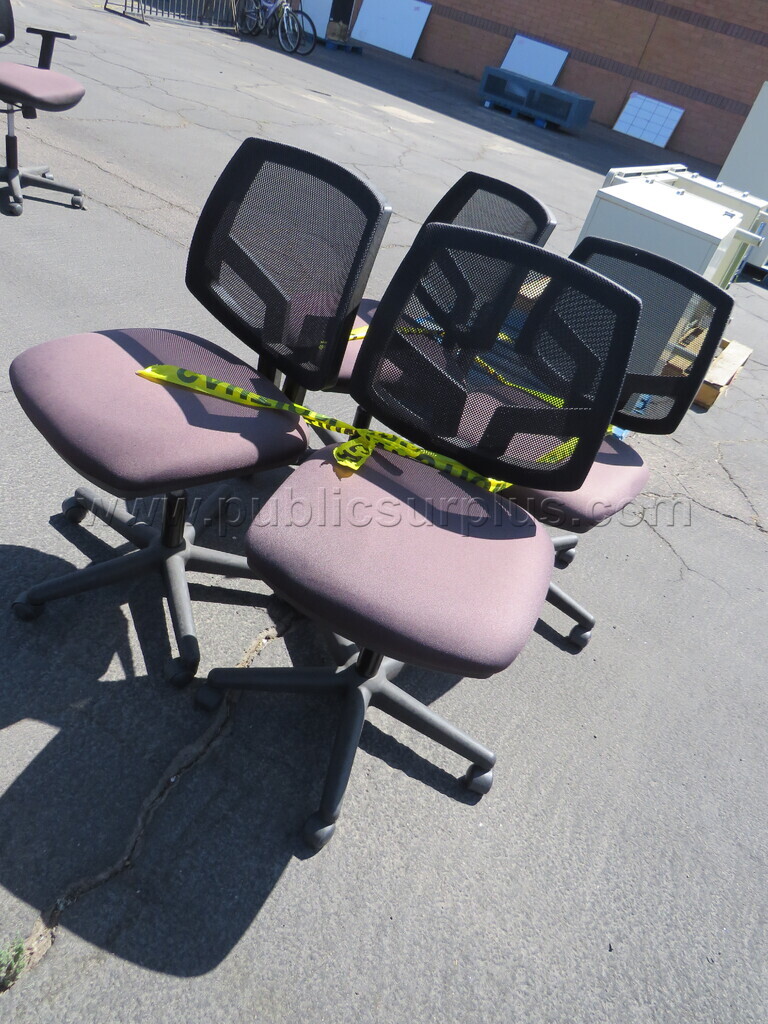 Lot of 4 Chairs — photo 1