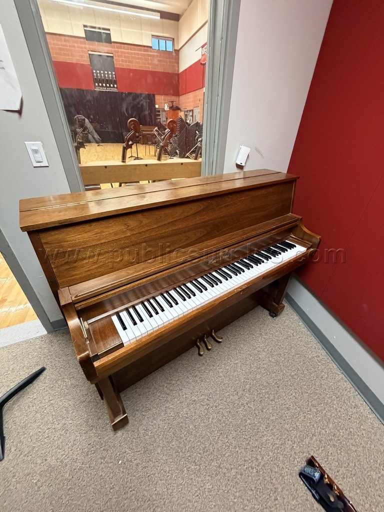 Schafer & Sons VS-45 Upright Piano — photo 1