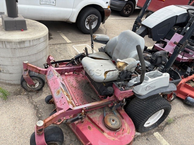 2010 Exmark Lazer Z lawnmower, AD10-4361 — photo 1