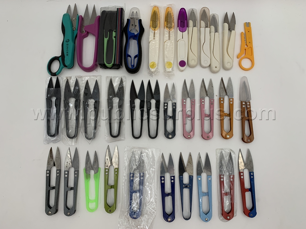 Thread Snips - Shipping $14.99 /KK — photo 1