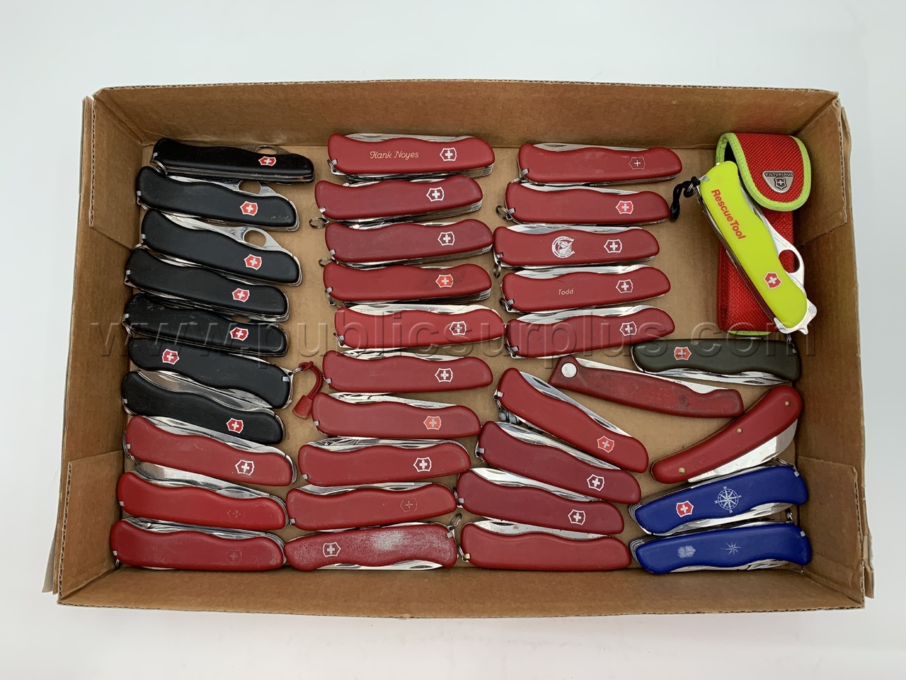 Victorinox Knives - Shipping $20 /KK — photo 1