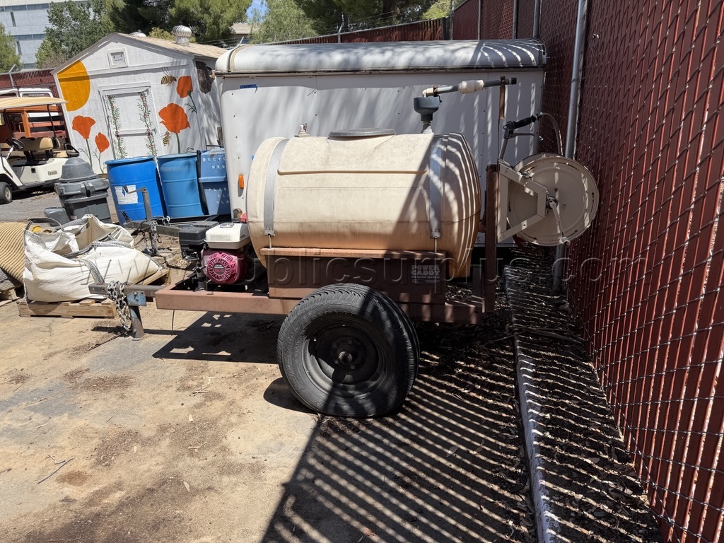 Chemical Sprayer Trailer, Power Caddy, 110 Gallon — photo 1