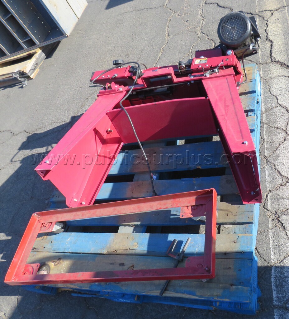 Central Machinery Metal Drop Bandsaw **Unknown Condition** — photo 1