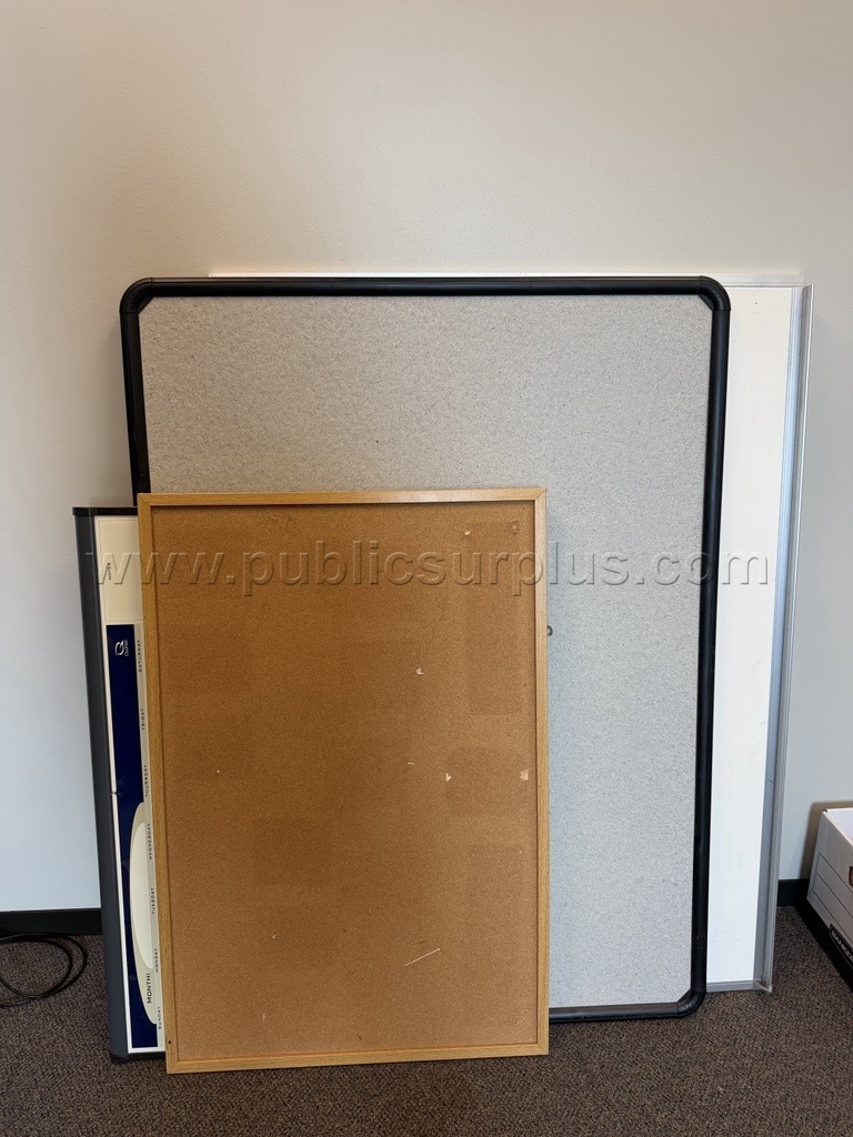 4 Wall Boards — photo 1