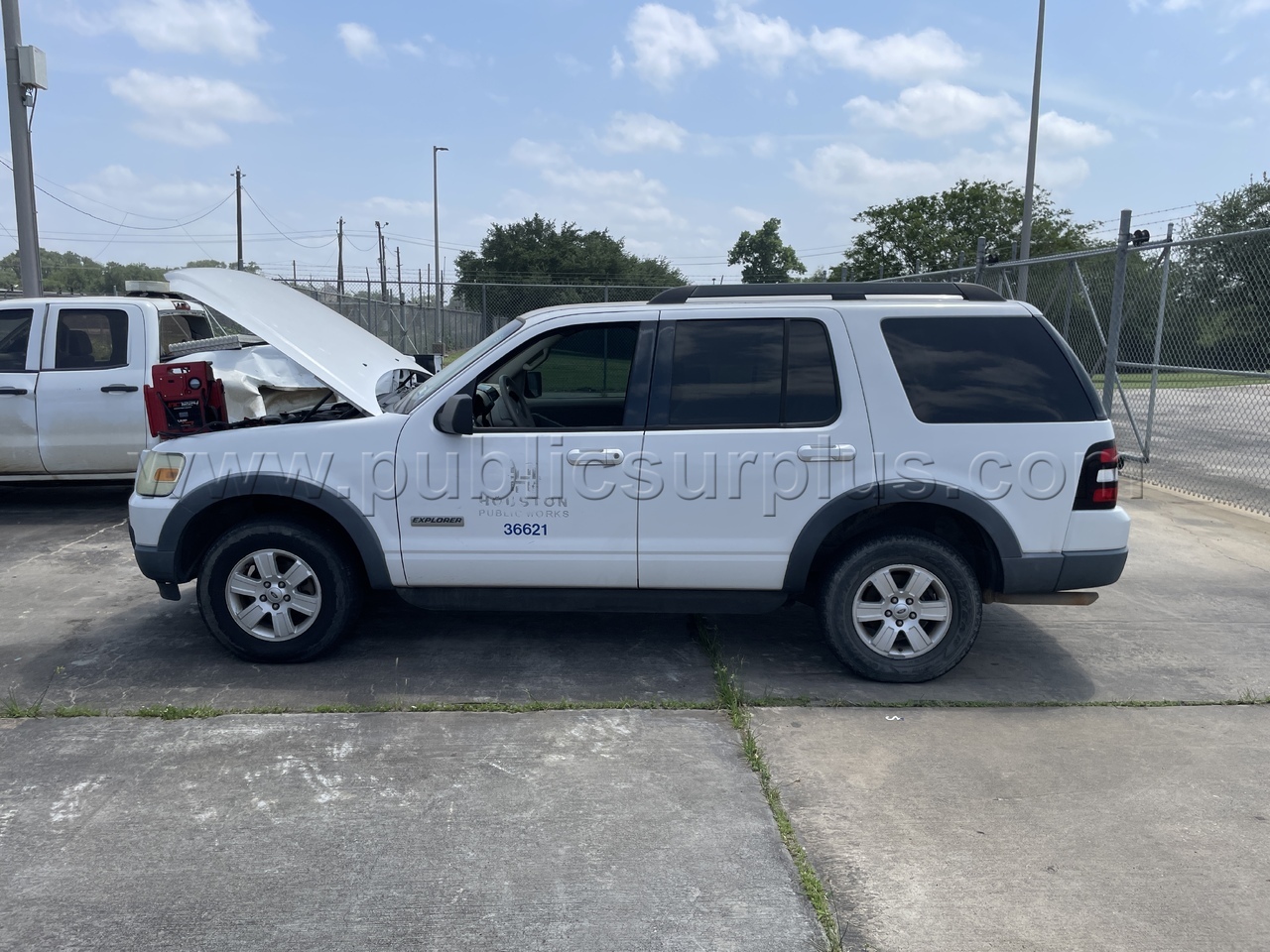 2007 Ford Explorer ~ HPW-36621 — photo 1