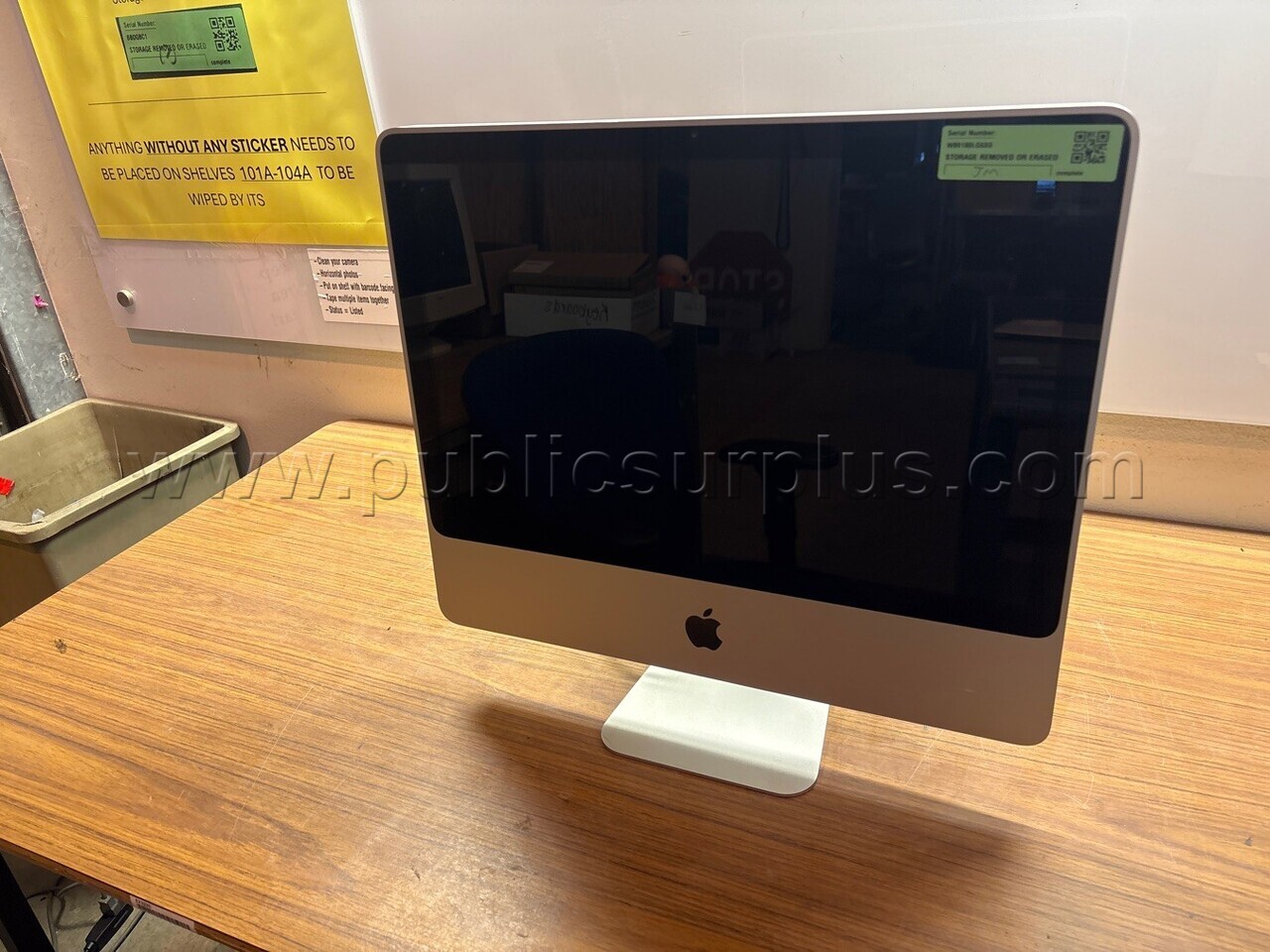 Apple 21.5" iMac A1224 — photo 1