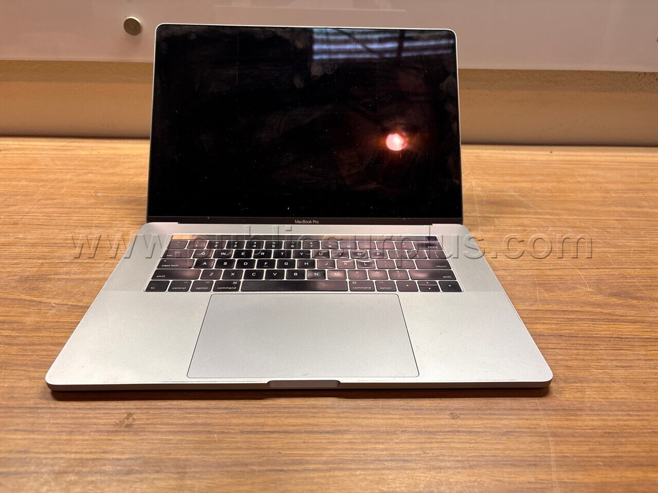 Apple Macbook Pro A1707 — photo 1