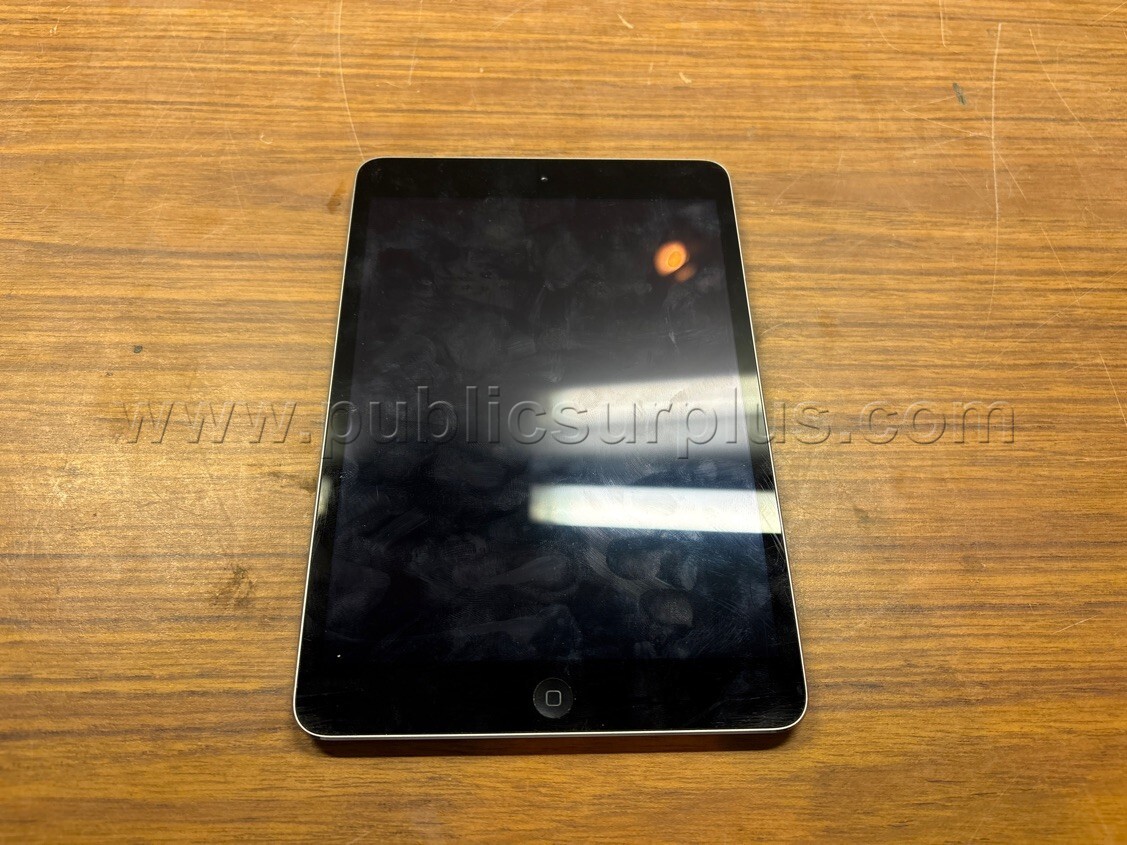 Apple iPad A1489 — photo 1