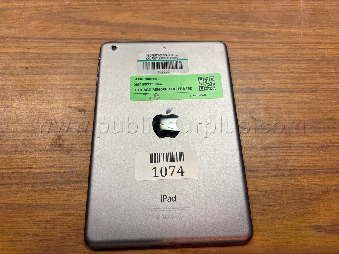 Apple iPad A1489 — photo 1