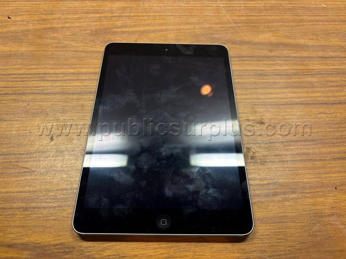 Apple iPad A1489 — photo 1