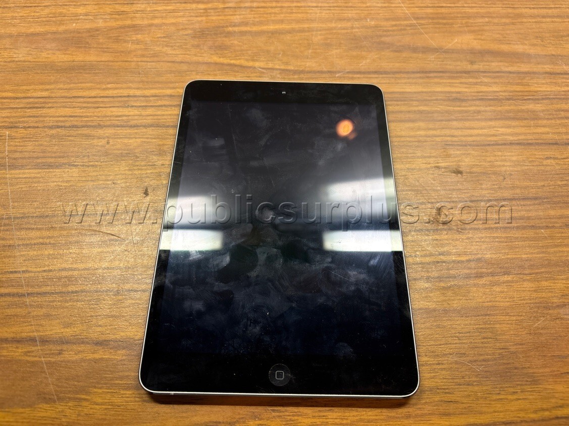 Apple iPad A1489 — photo 1