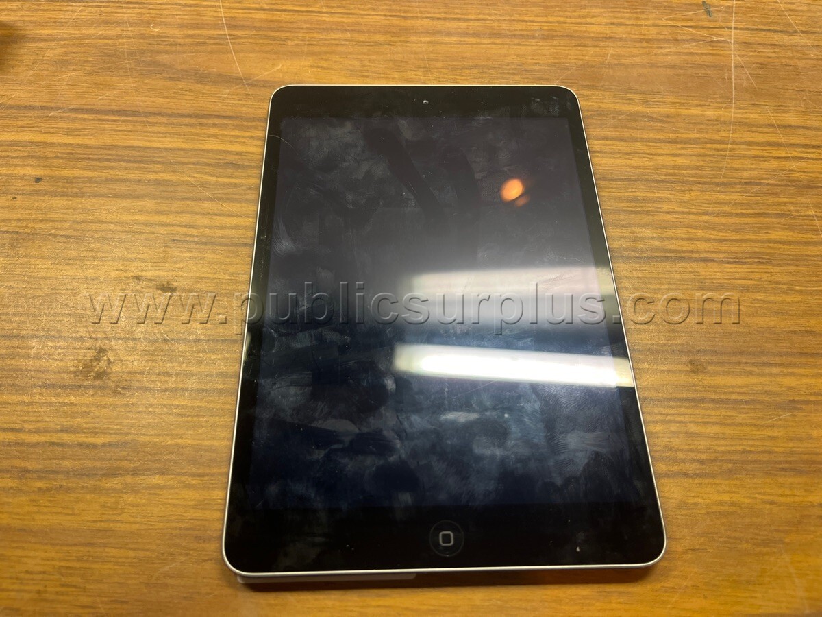 Apple iPad A1489 — photo 1