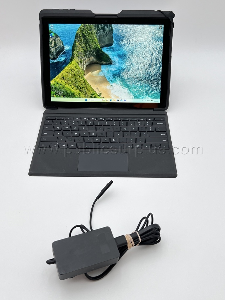1 Microsoft Surface Tablet with Keyboard - Windows 11 - Shipping $20.00 /RA — photo 1