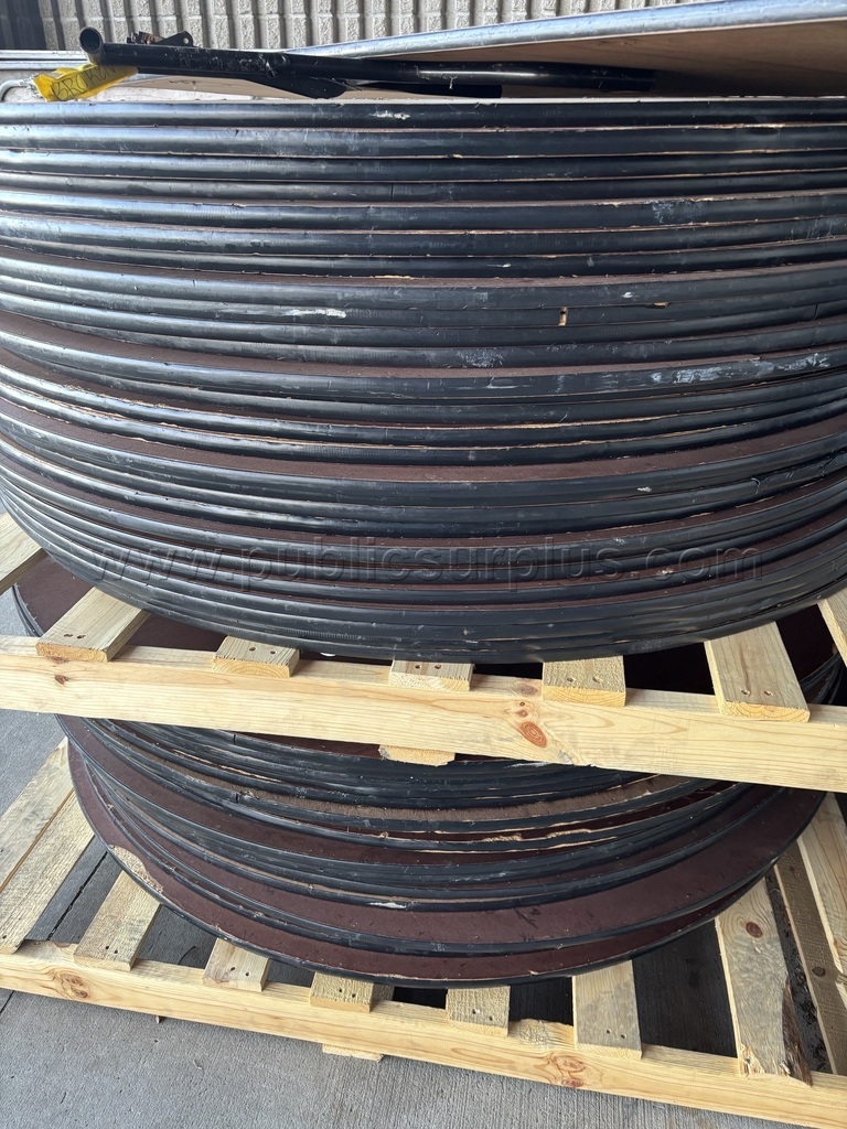 52 Banquet Tables — photo 1