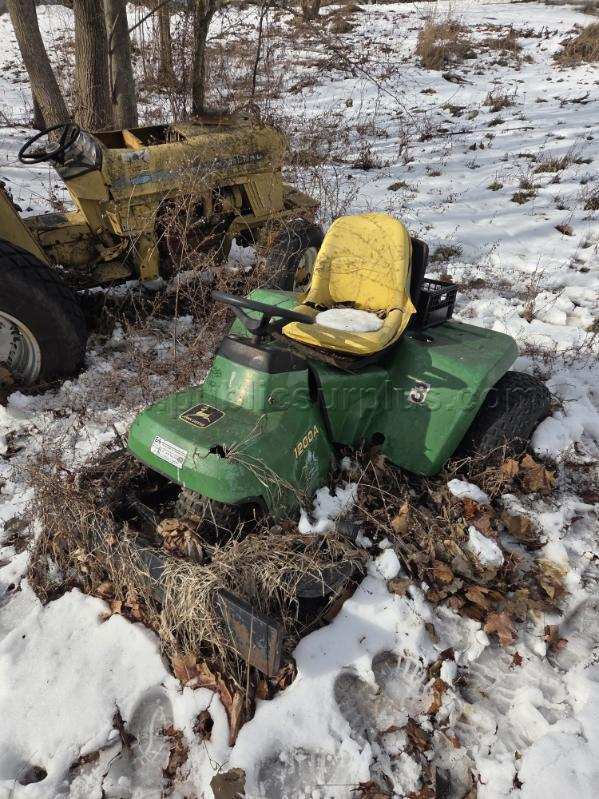 John Deere Bunker Rake/Field Groomer — photo 1