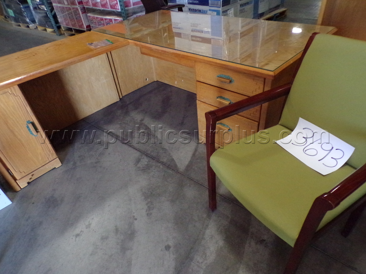 OFFICE FURNITURE — photo 1