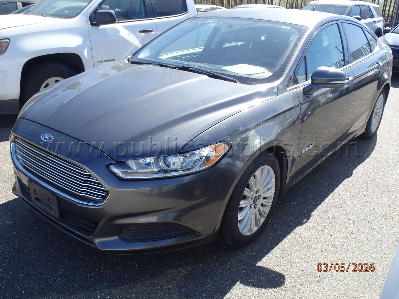 2015 Ford Fusion Hybrid Sedan — photo 1