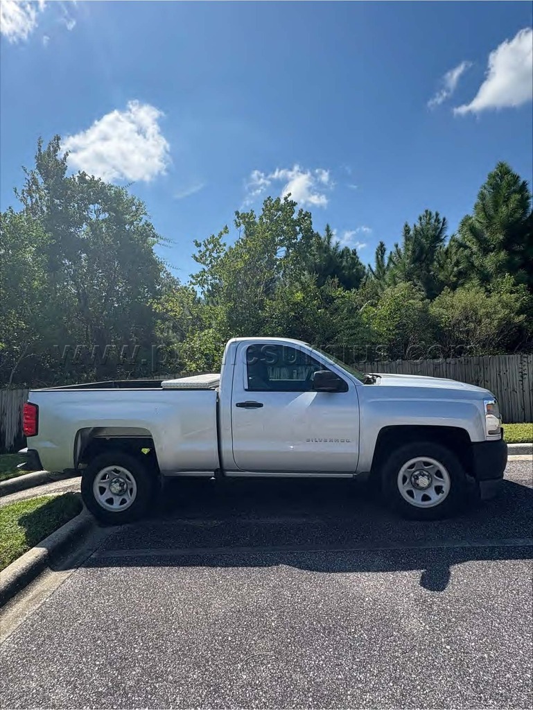 2016 Chevrolet Silverado — photo 1