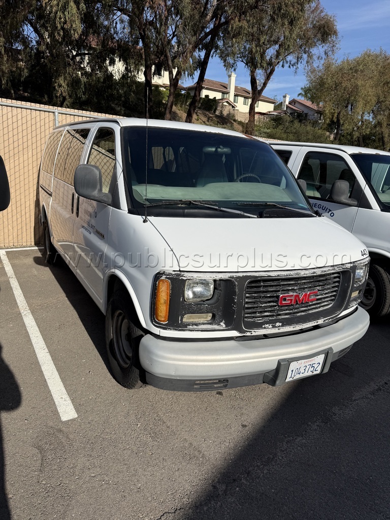 GMC SAVANA SL 1500 VAN — photo 1