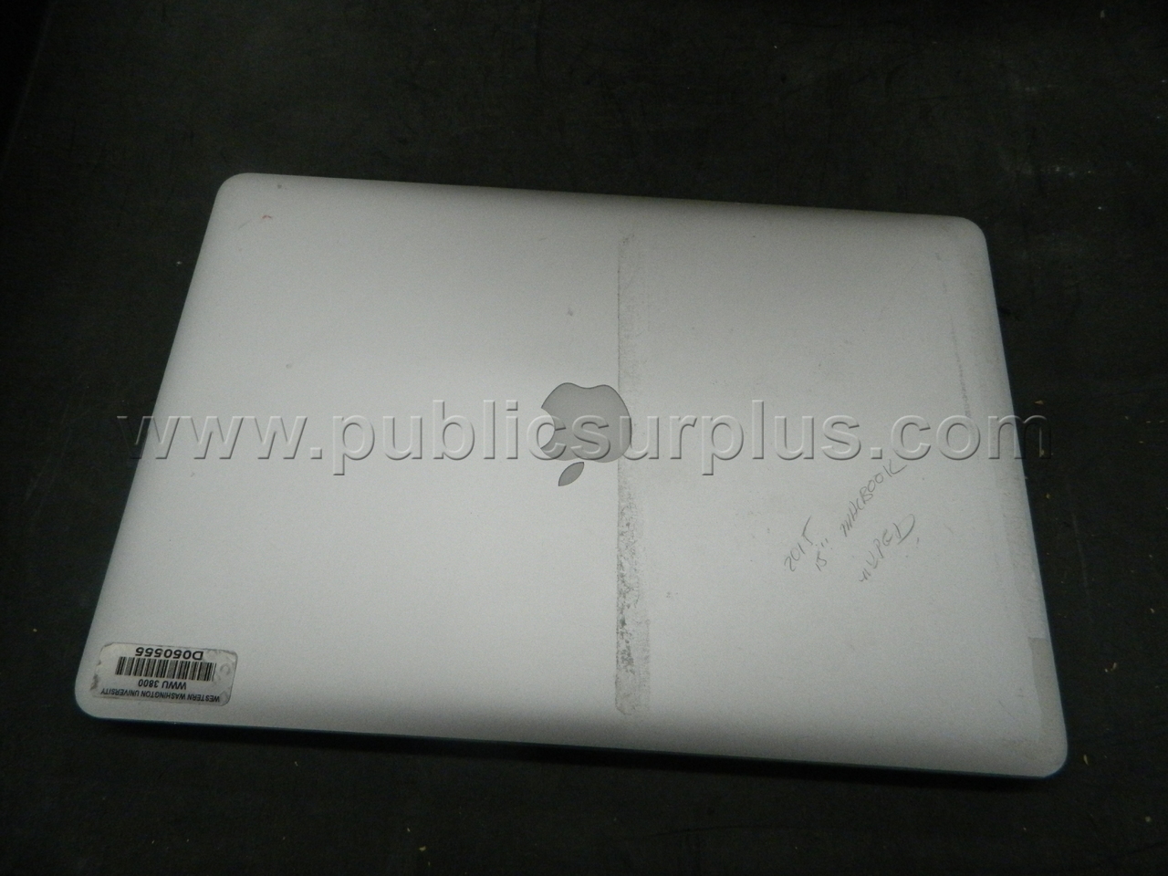 2015 APPLE 15" MACBOOK PRO — photo 1