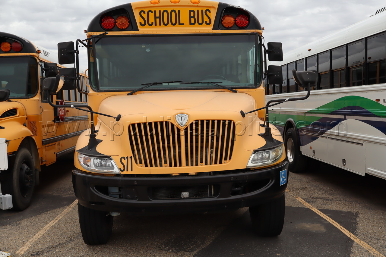 BUS S11/71J — photo 1