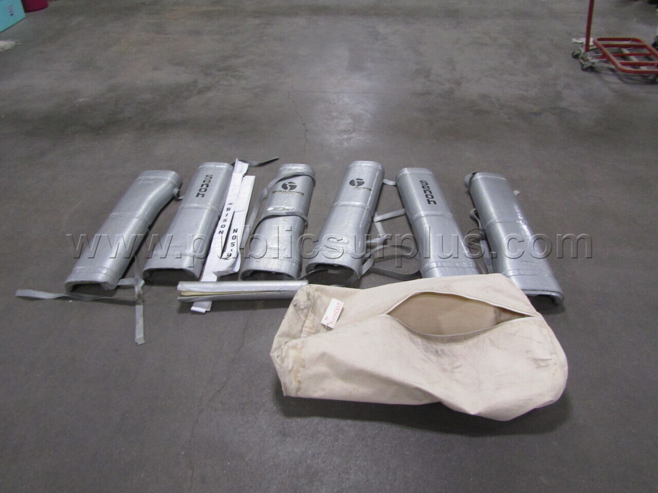 POLE PAD BAG — photo 1