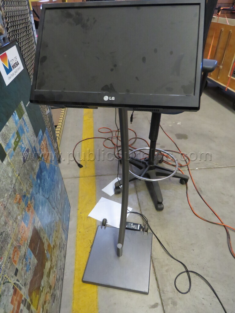 LG Monitor on Rolling Stand  **Unknown Condition** — photo 1