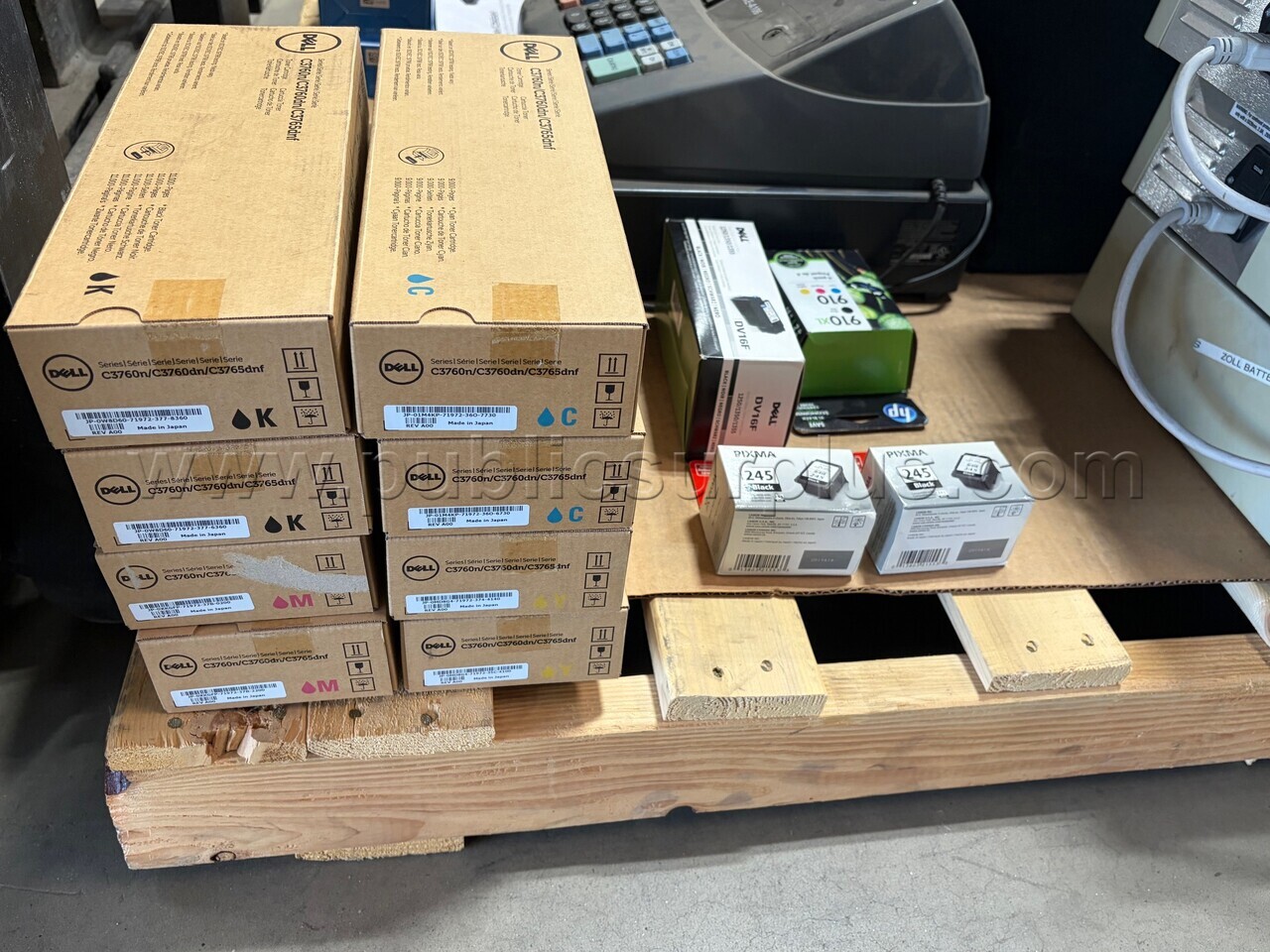 Pallet with Dell, Canon, HP ink cartridges, etc... — photo 1