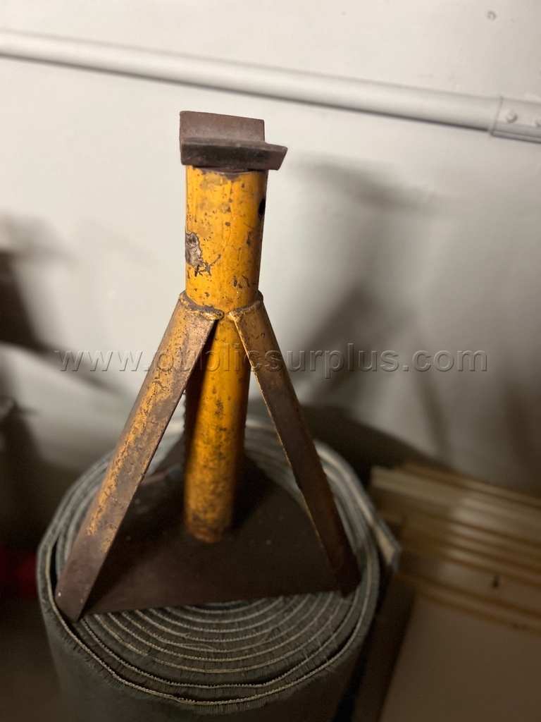 2 Heavy Duty Jack Stand - Automotive — photo 1