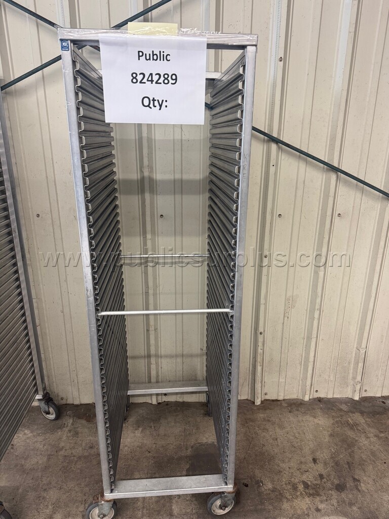 824289-Food tray rolling rack — photo 1