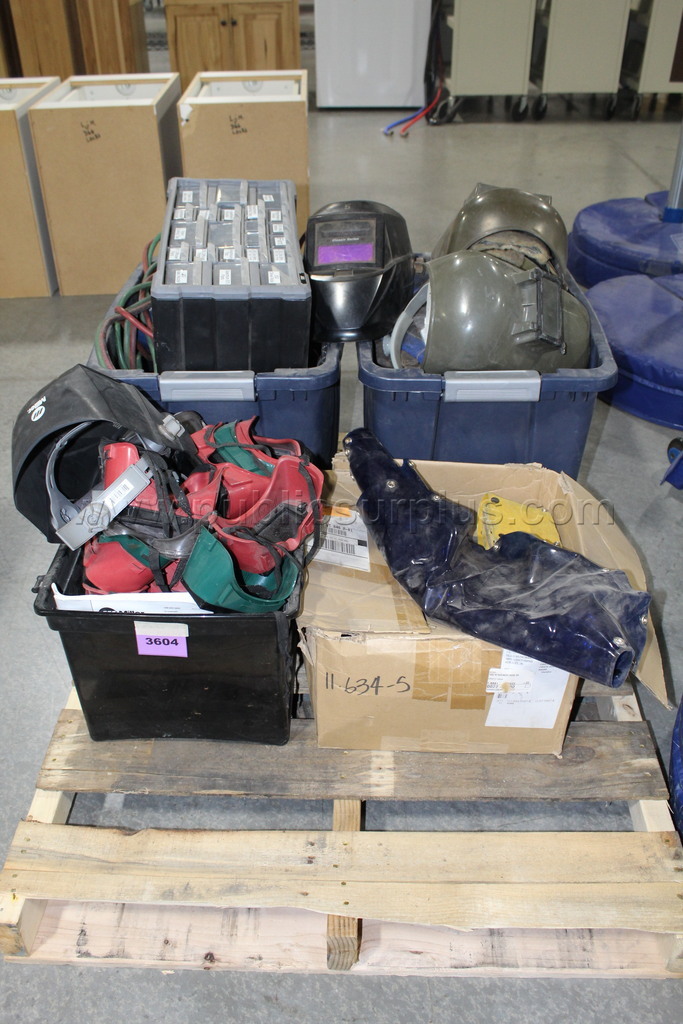 welding equipment ~3604~ — photo 1