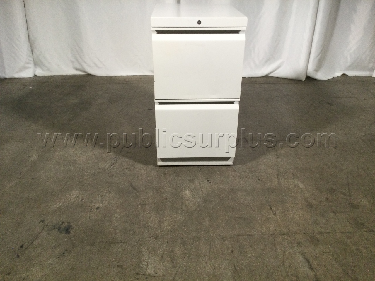 HON 2-Drawer Rolling Cabinet - 2933 — photo 1