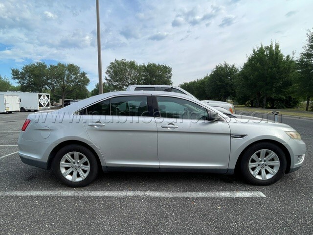 2012 Ford Taurus — photo 1