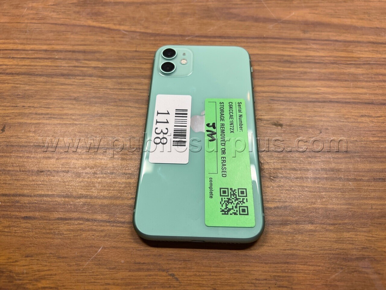 Apple iPhone — photo 1