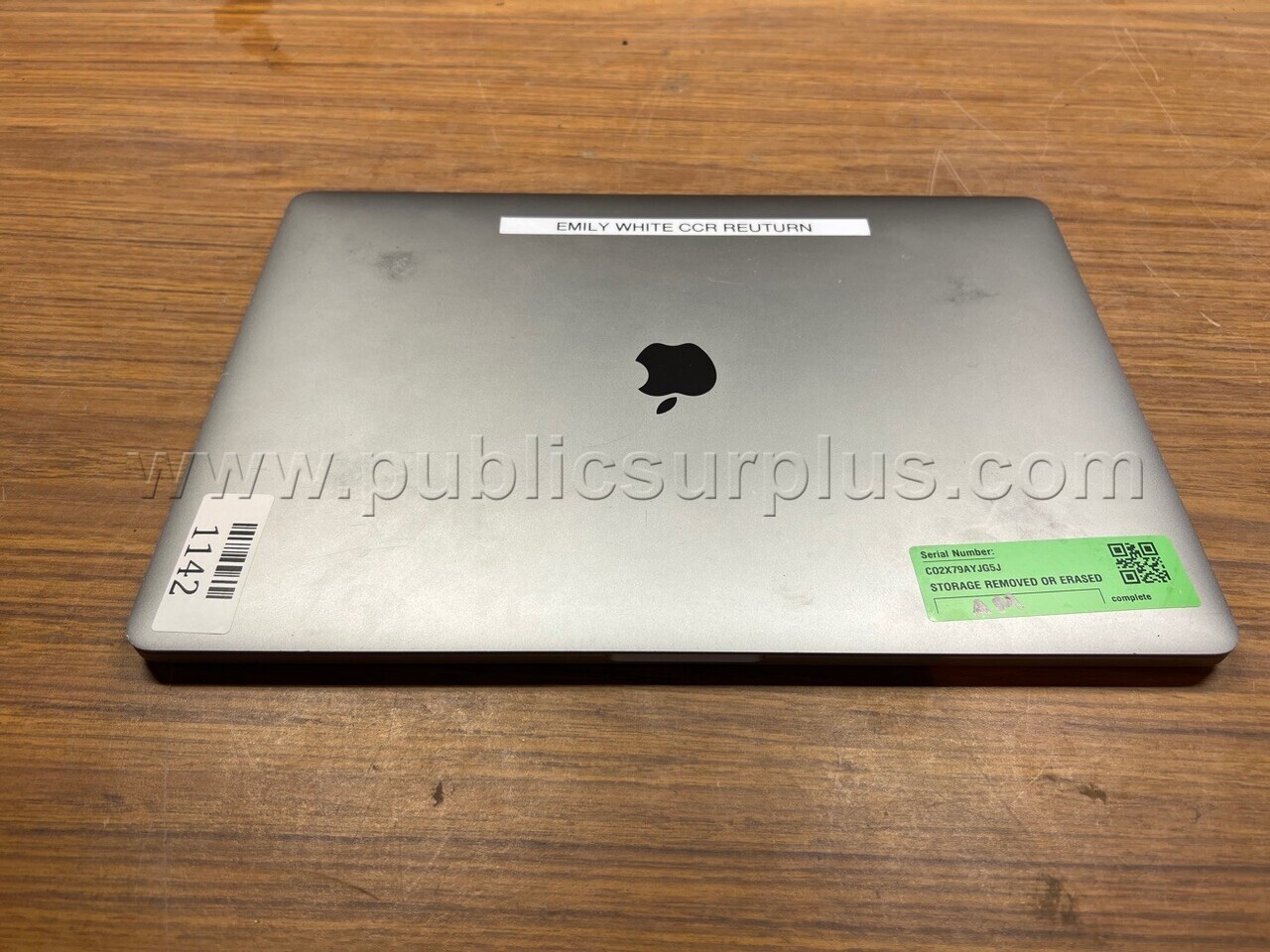 Apple Macbook Pro A1990 — photo 1