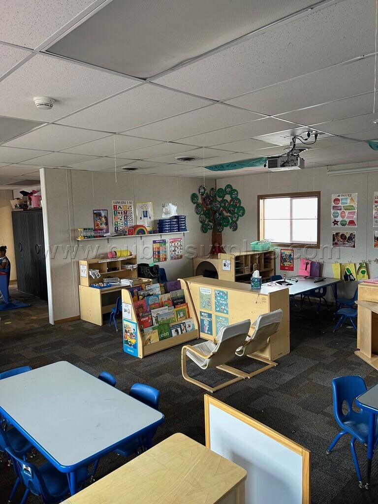 Portable Classroom Building — photo 1