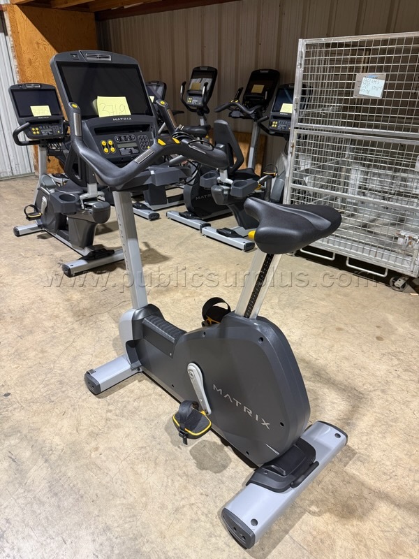 Lot of 1 - Matrix Upright Bike — photo 1