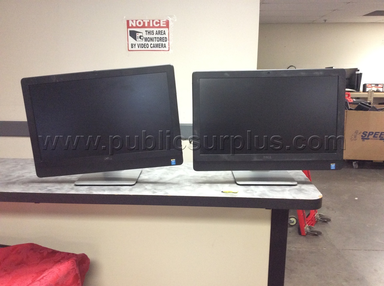 LOT OF (2) DELL AIO DESKTOP COMPUTERS - SOLD AS IS - 579 — photo 1