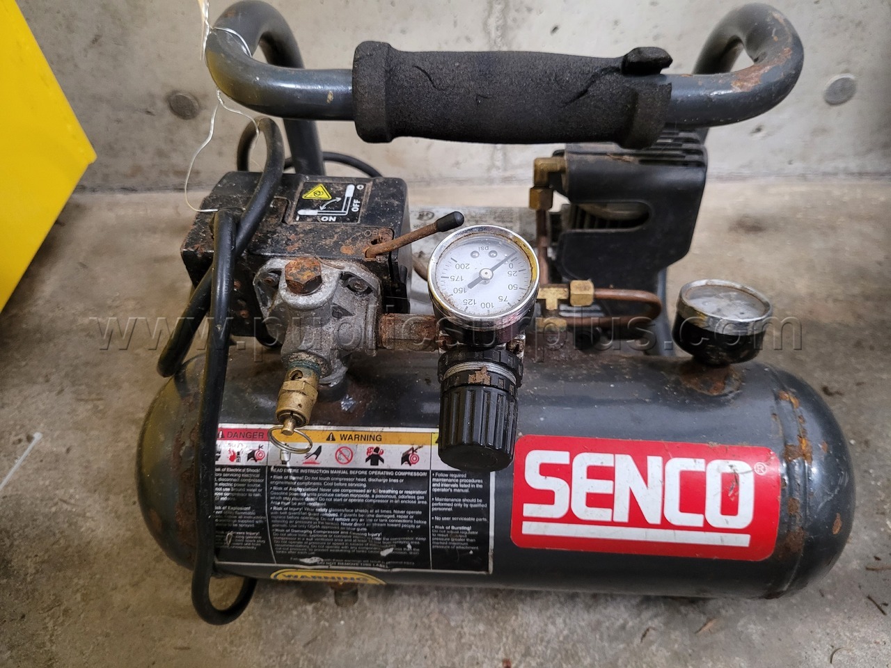 Senco Air Compressor — photo 1
