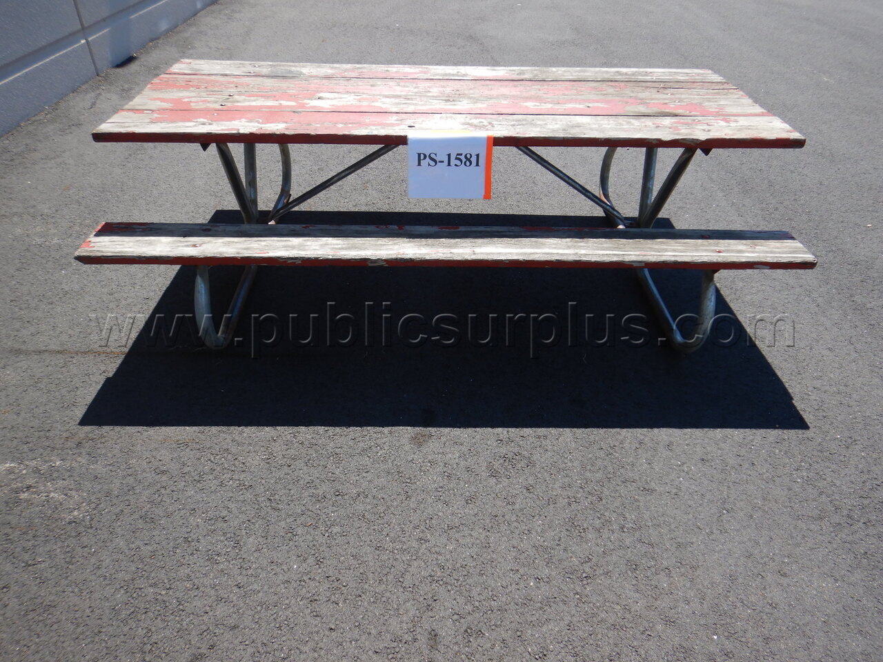 Outdoor Picnic Table* — photo 1