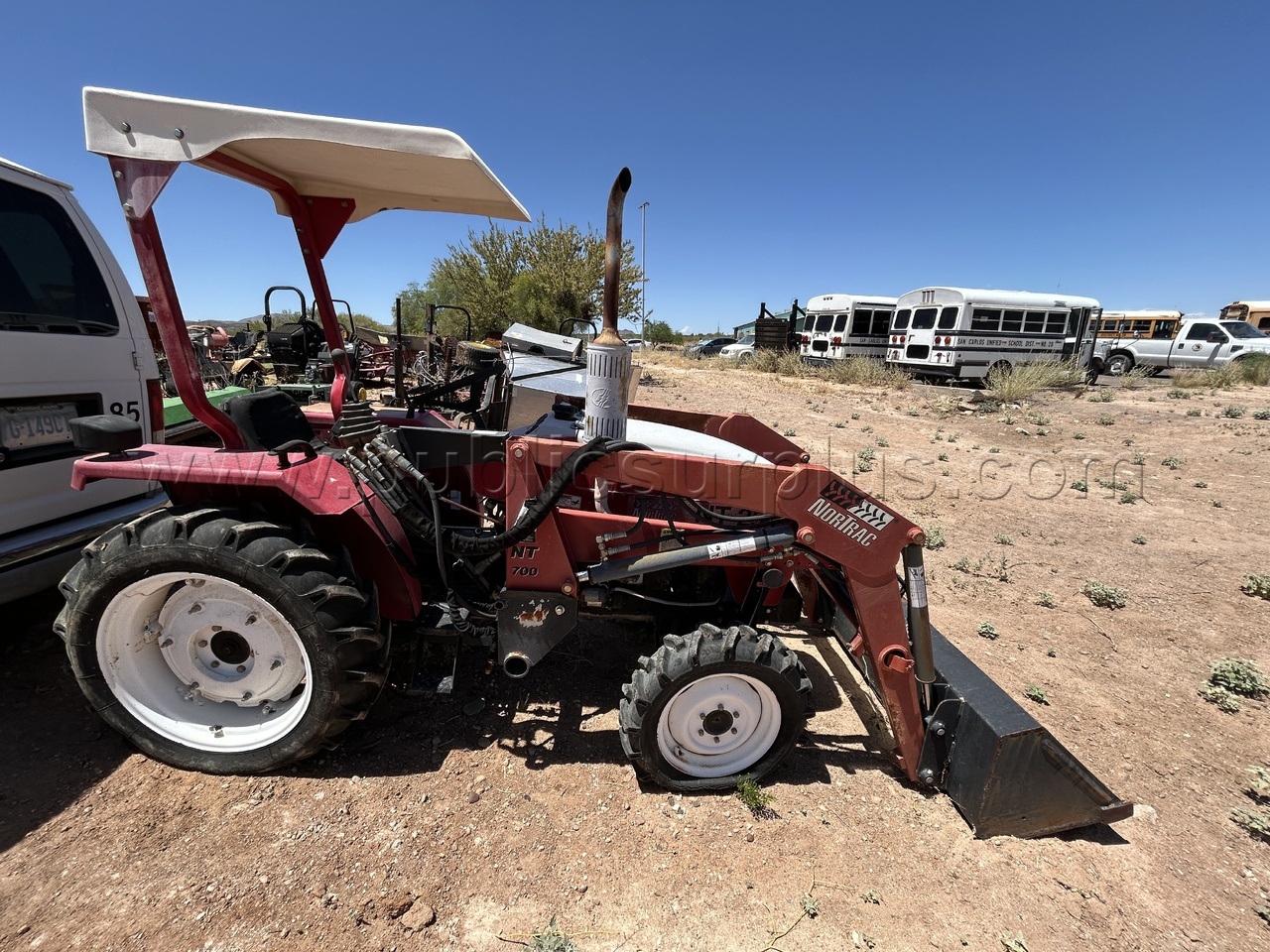 NorTrac NT700 4WD utility tractor — photo 1