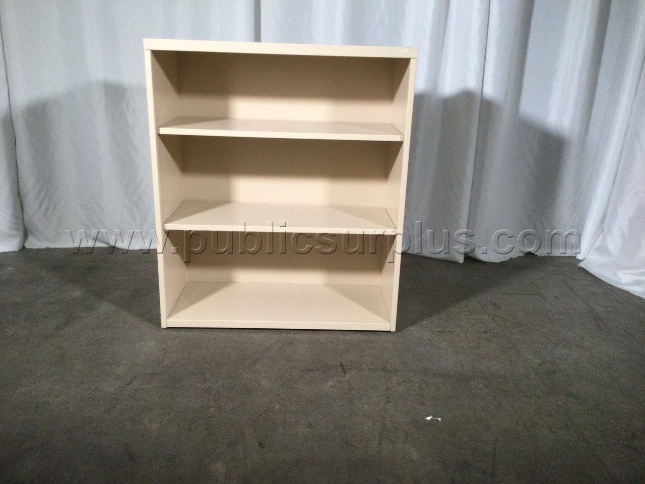 Metal Bookshelf - 2939 — photo 1