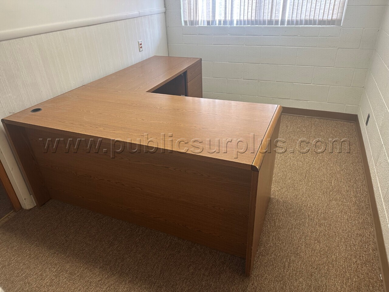 L Shaped Desk with Drawers — photo 1