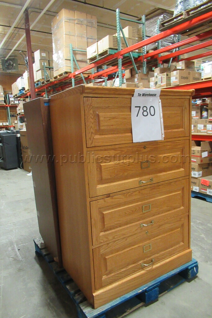 FILE CABINET / DRESSER - PALLET 780 — photo 1