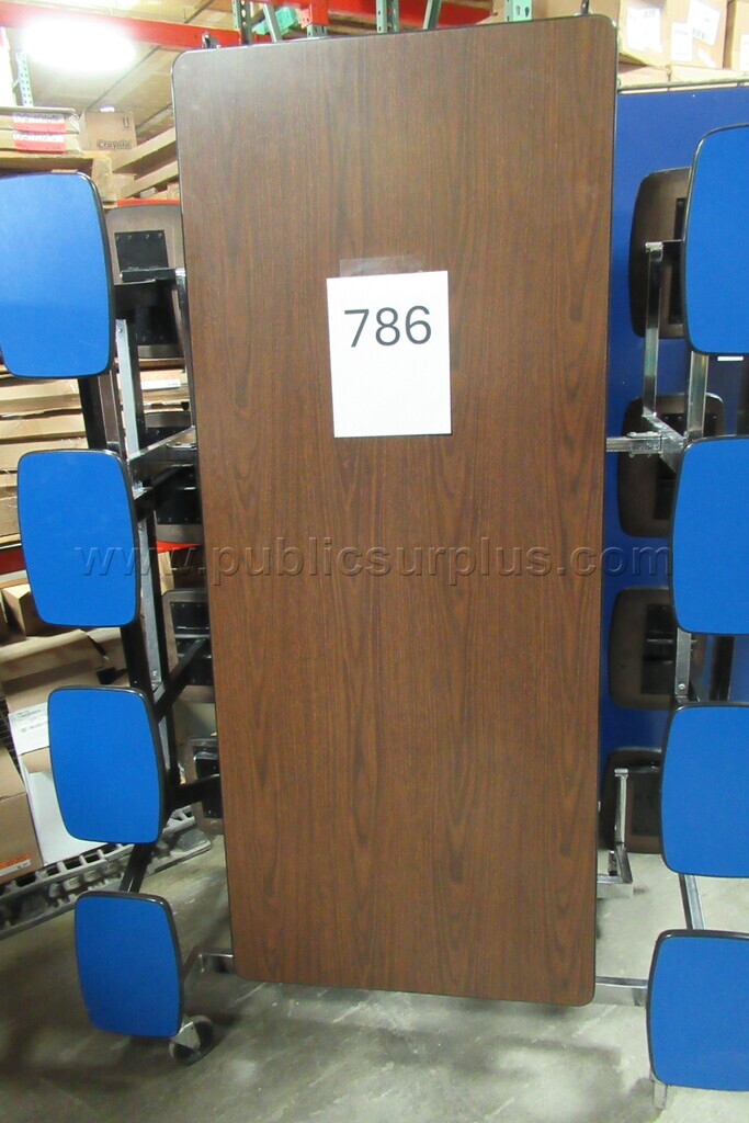 LUNCH TABLE - PALLET 786 — photo 1