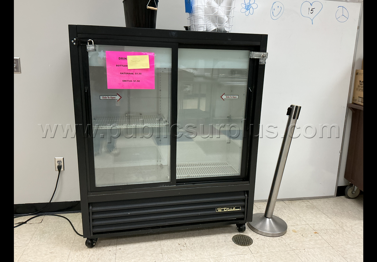 Sliding Door Cooler — photo 1