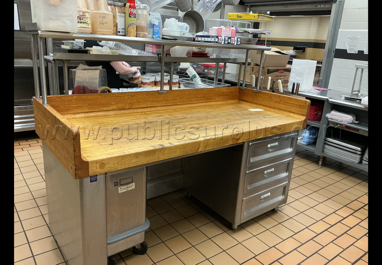 Cutting Board Prep Table — photo 1